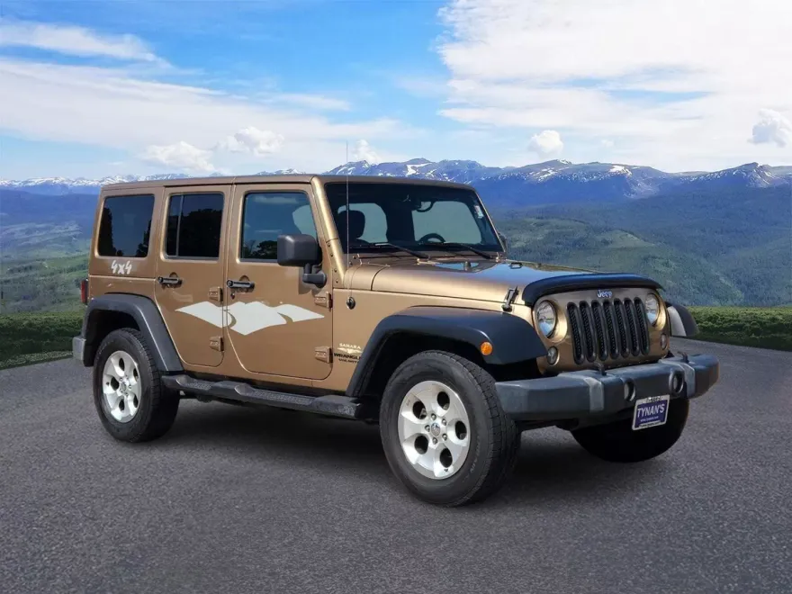2015 Jeep Wrangler Unlimited Sahara photo 1