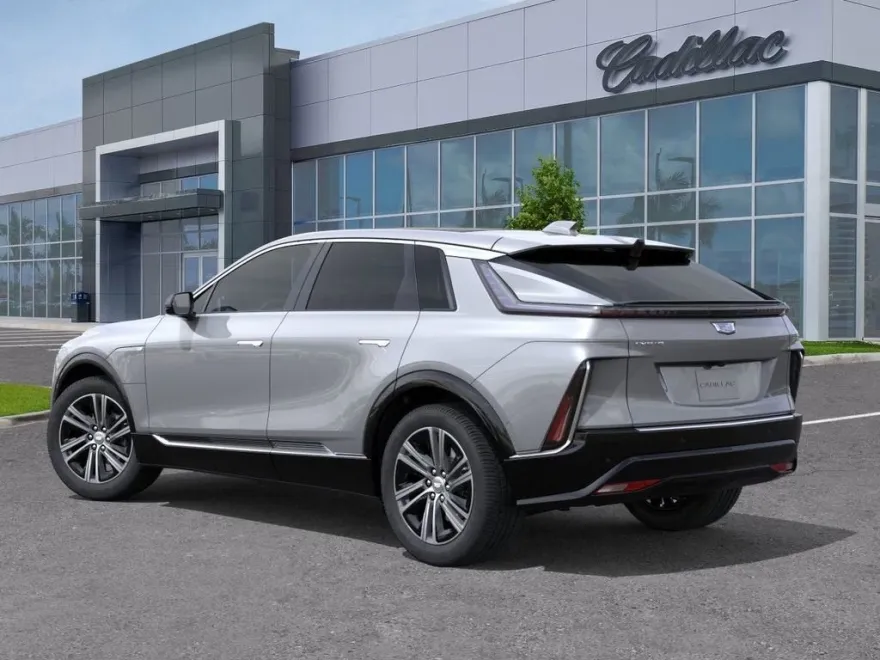 2025 Cadillac Lyriq Luxury photo 1