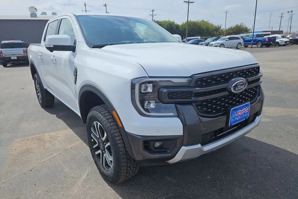 2025 Ford Ranger Lariat photo 1