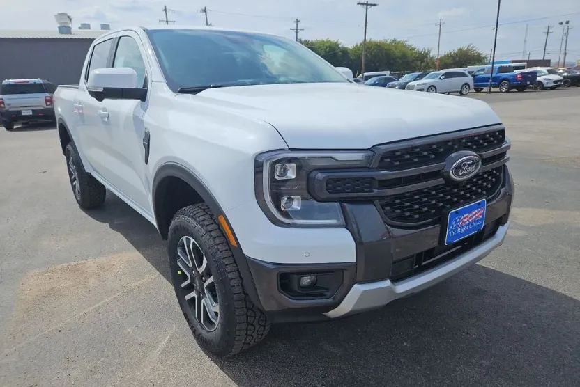 2025 Ford Ranger Lariat photo 1