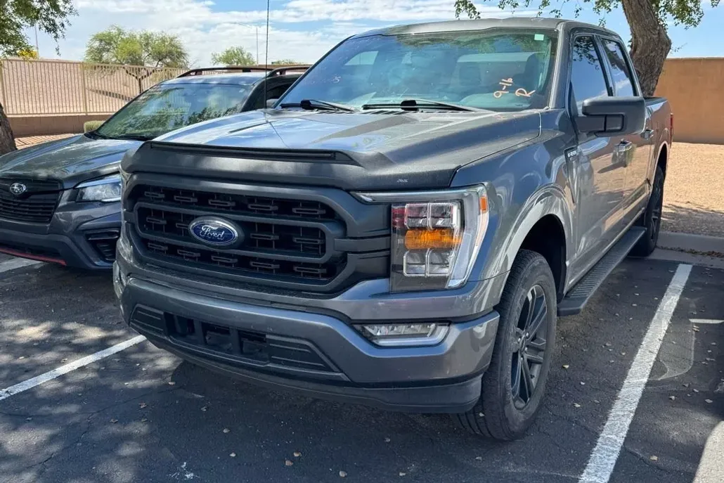 2022 Ford F-150 XLT photo 1