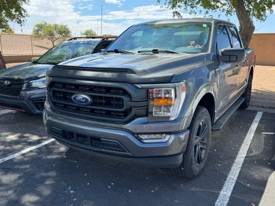 2022 Ford F-150 XLT photo 1
