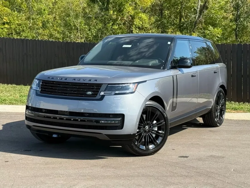 2025 Land Rover Range Rover SE photo 1