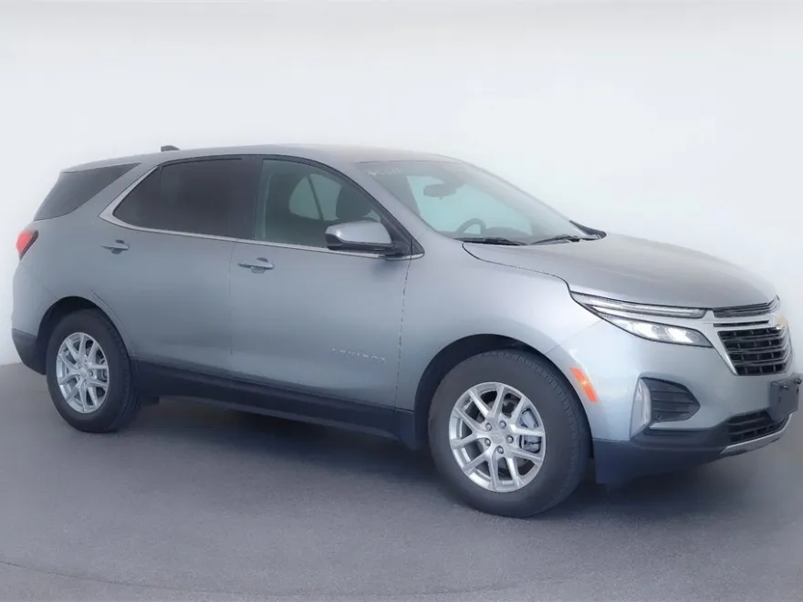 2024 Chevrolet Equinox photo 1