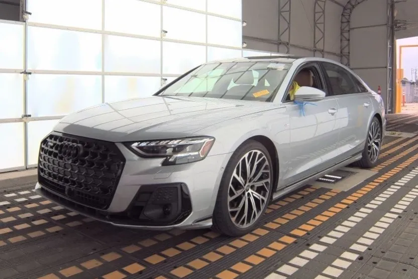 2023 Audi A8 L 55 photo 1