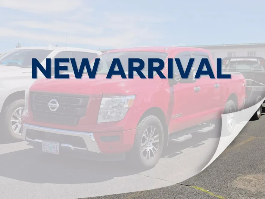 2021 Nissan Titan SV photo 1