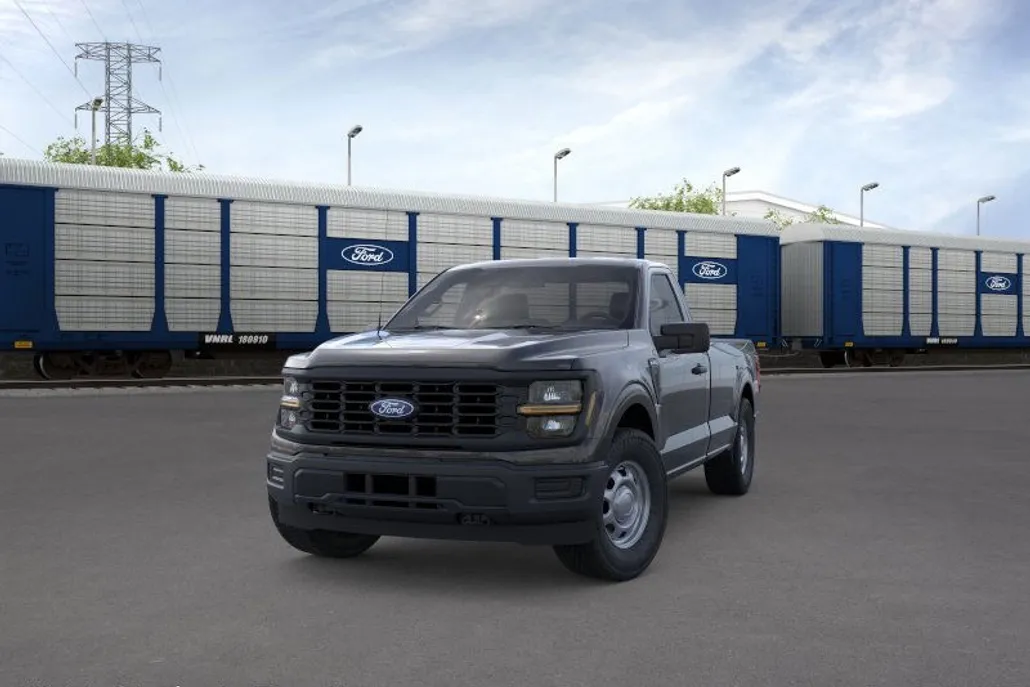 2025 Ford F-150 XL photo 1