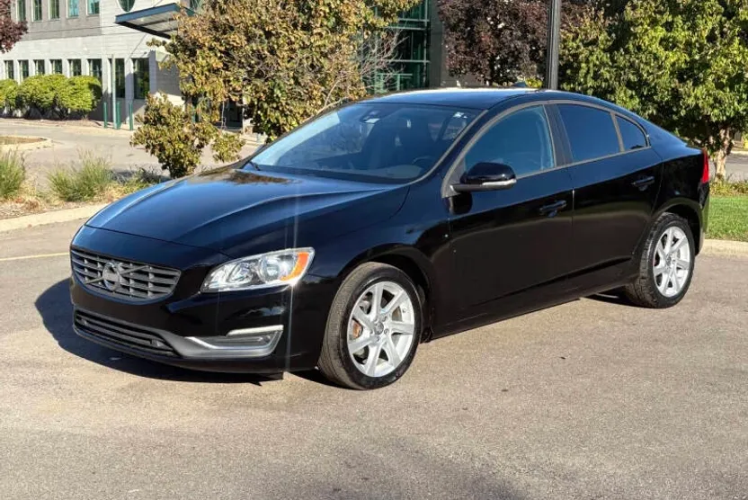 2014 Volvo S60 T5 photo 1