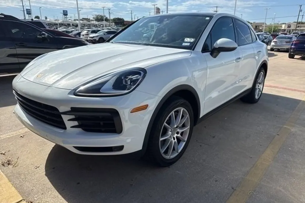 2021 Porsche Cayenne Base photo 1