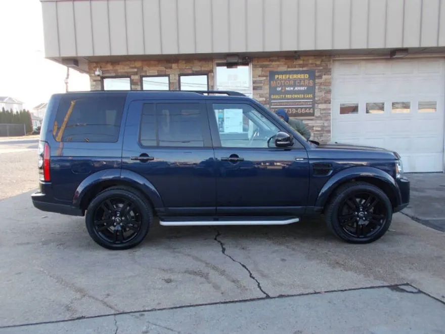 2015 Land Rover LR4 HSE photo 1
