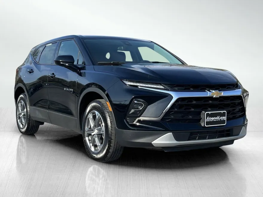 2024 Chevrolet Blazer 2LT photo 1