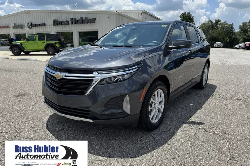 2022 Chevrolet Equinox LT photo 1