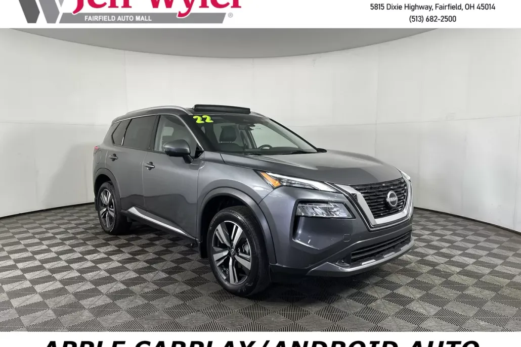 2022 Nissan Rogue SL photo 1