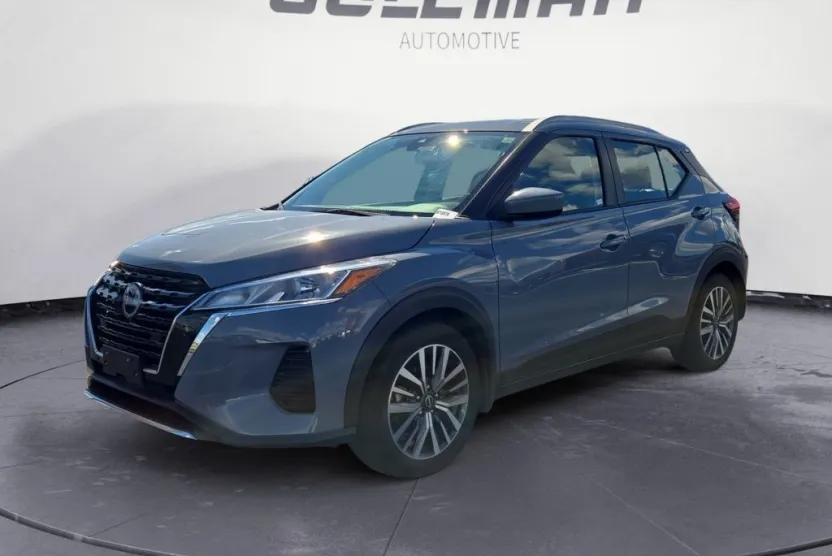 2024 Nissan Kicks SV photo 1