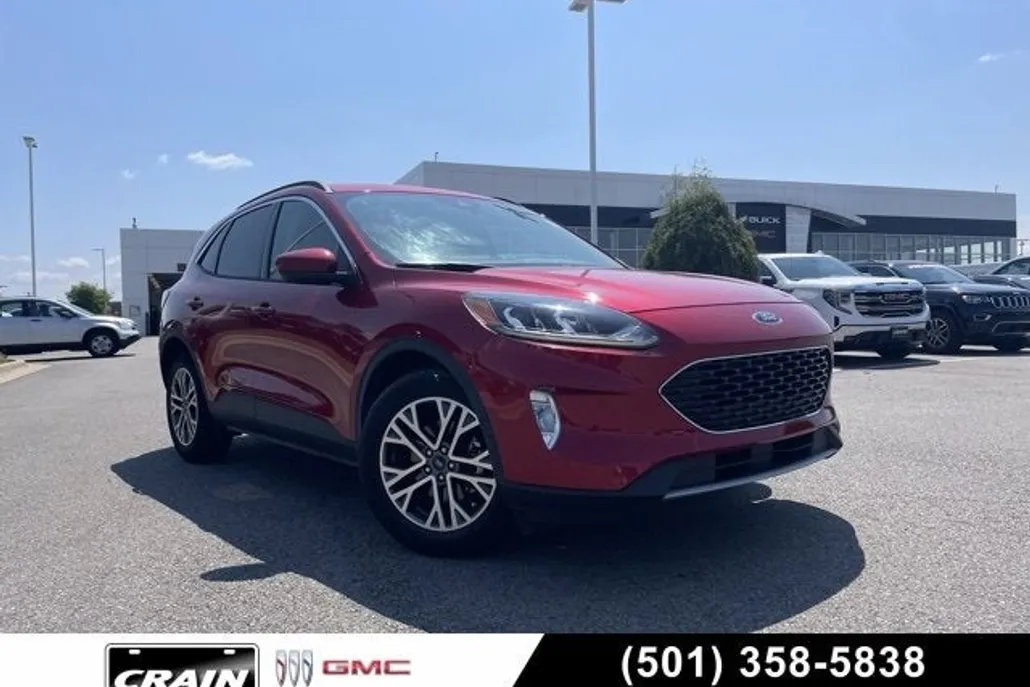 2020 Ford Escape SEL photo 1