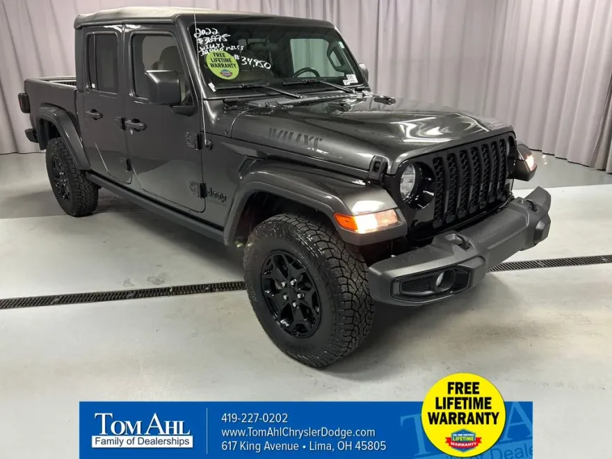 2022 Jeep Gladiator Sport photo 1
