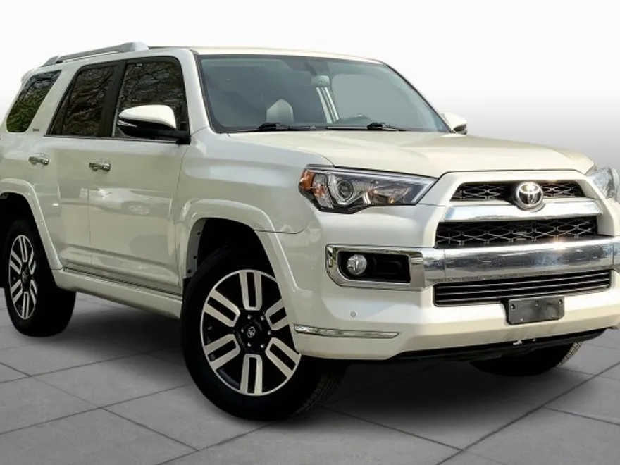 2018 Toyota 4Runner Limited photo 1