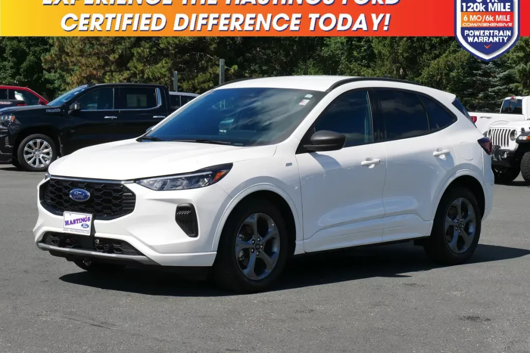 2023 Ford Escape ST-Line Hybrid photo 1