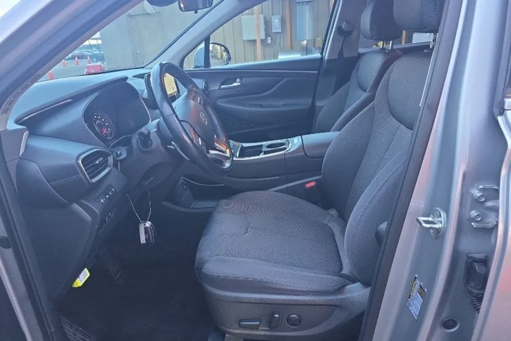 2023 Hyundai Santa Fe SEL photo 1