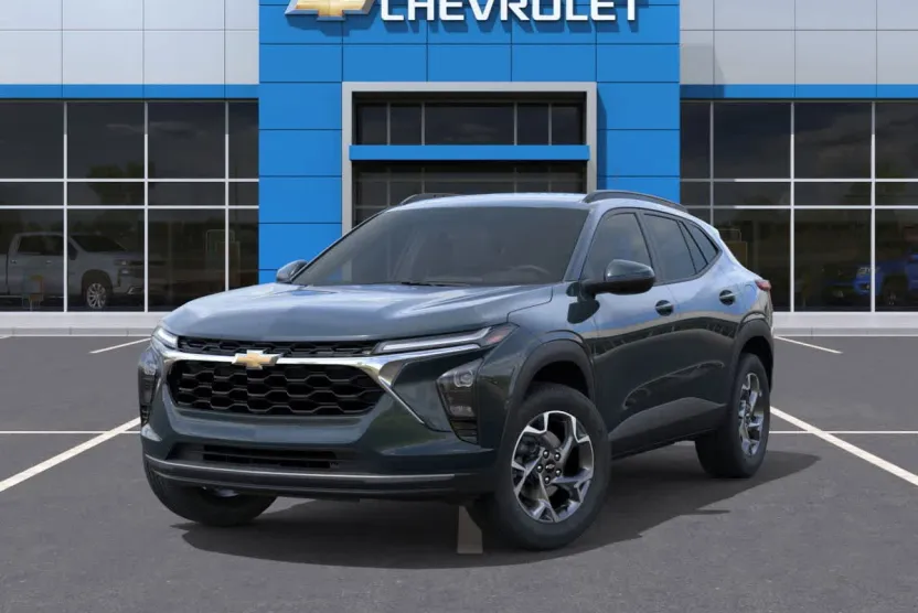 2026 Chevrolet Trax LT photo 1