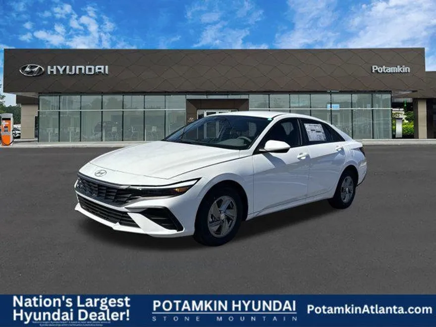 2025 Hyundai Elantra SE photo 1