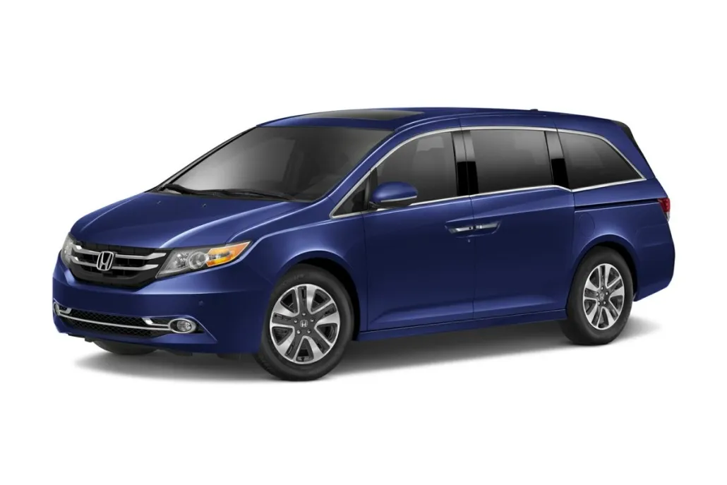 2015 Honda Odyssey Touring photo 1