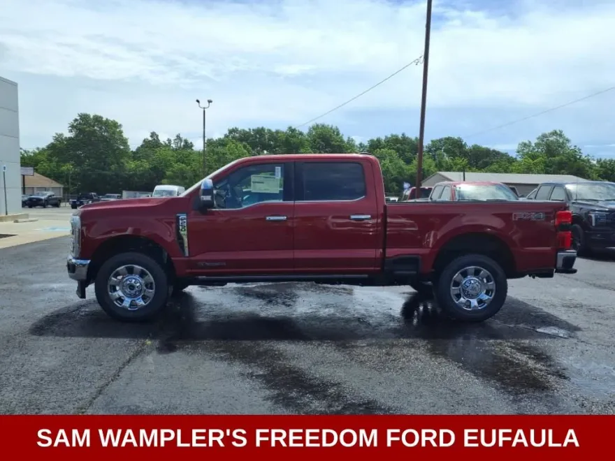 2025 Ford F-250 photo 1