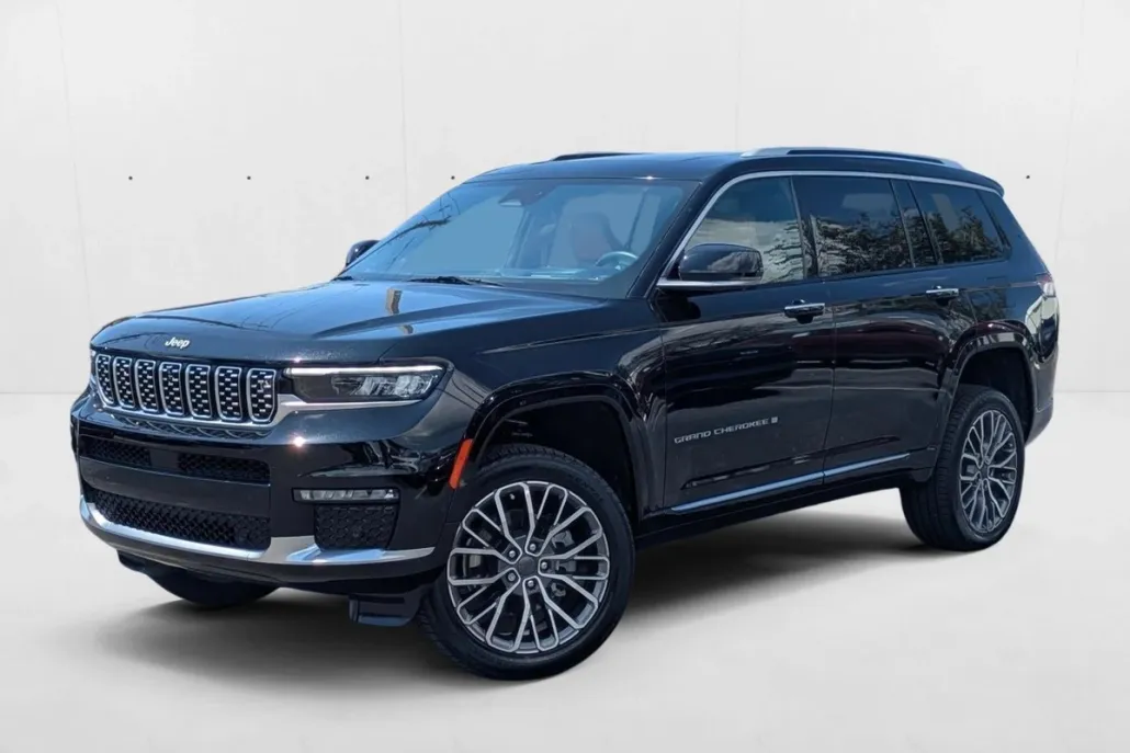 2021 Jeep Grand Cherokee L Summit Reserve photo 1