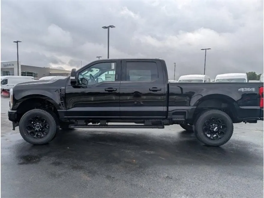2026 Ford F-250 XLT photo 1