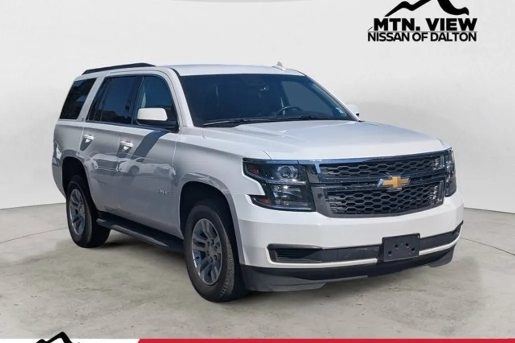 2019 Chevrolet Tahoe LT photo 1