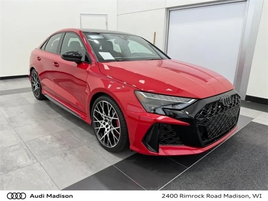 2025 Audi RS 3 Base photo 1