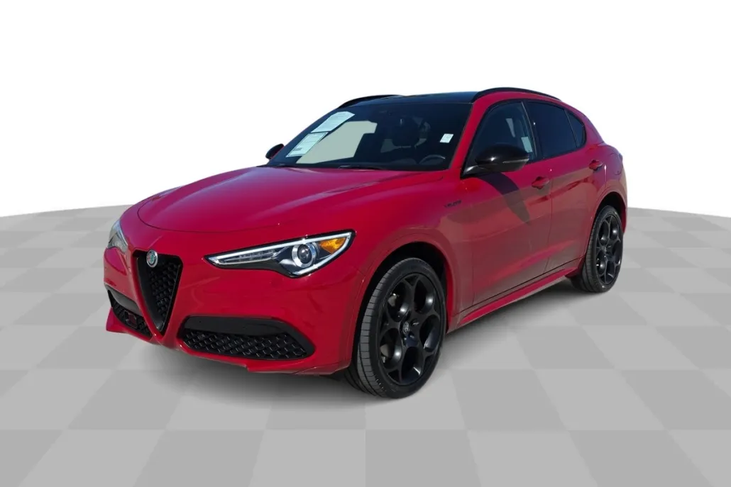 2022 Alfa Romeo Stelvio Ti photo 1