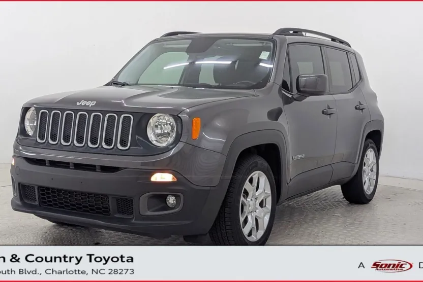 2017 Jeep Renegade Latitude North Edition photo 1