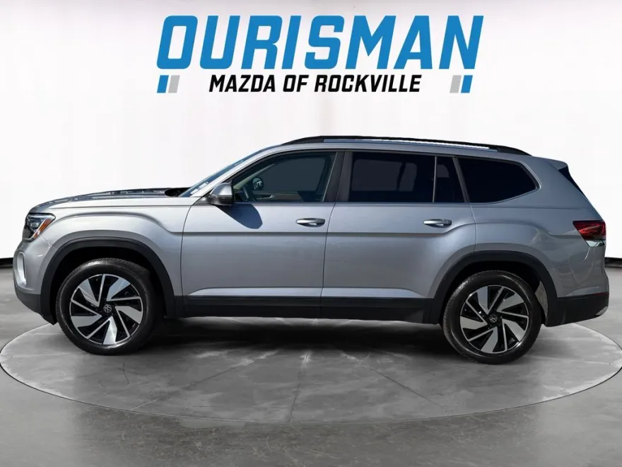 2024 Volkswagen Atlas SE Technology photo 1