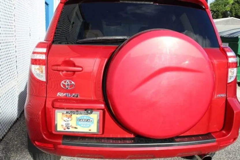 2012 Toyota RAV4 photo 1