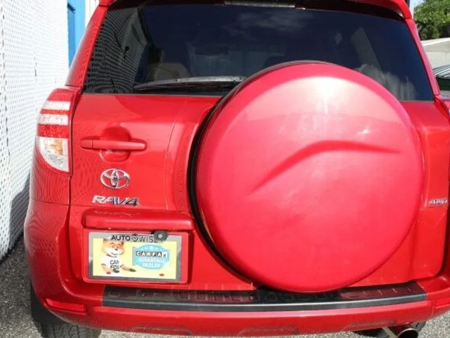 2012 Toyota RAV4 photo 1