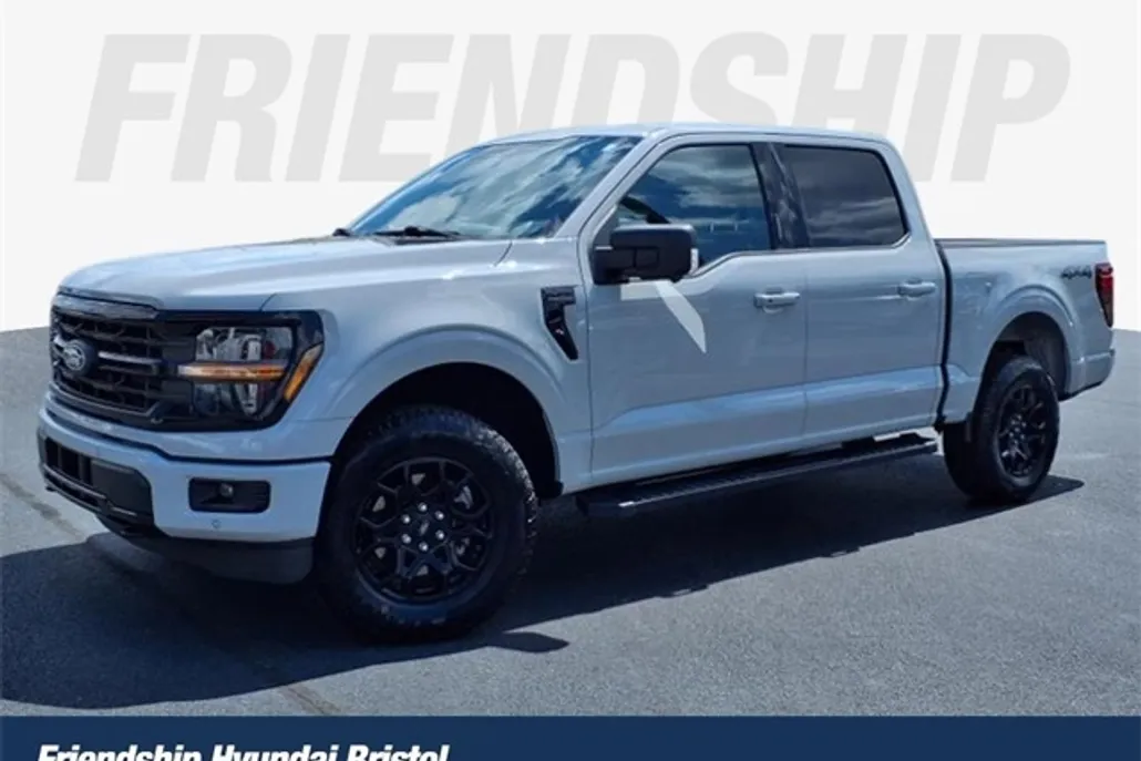 2024 Ford F-150 XLT photo 1