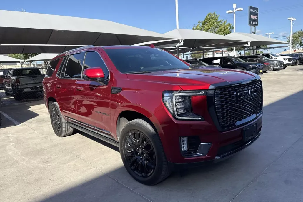 2023 Gmc Yukon Denali Ultimate photo 1