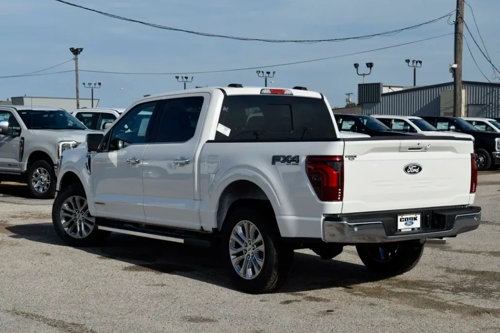 2025 Ford F-150 Lariat photo 1