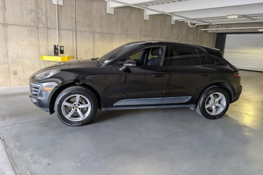 2018 Porsche Macan photo 1