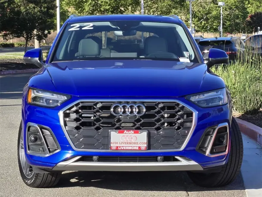 2022 Audi Q5 S line Premium Prestige photo 1