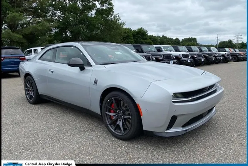 2024 Dodge Charger R/T Scat Pack photo 1