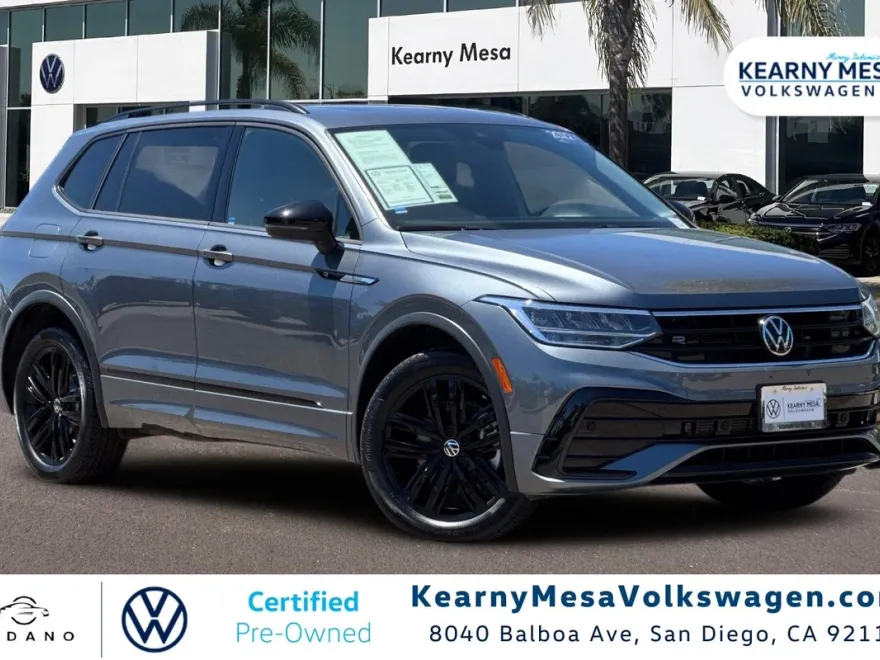 2022 Volkswagen Tiguan SE R-Line Black photo 1