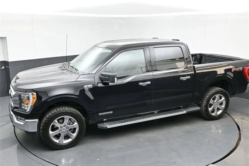 2023 Ford F-150 XLT photo 1