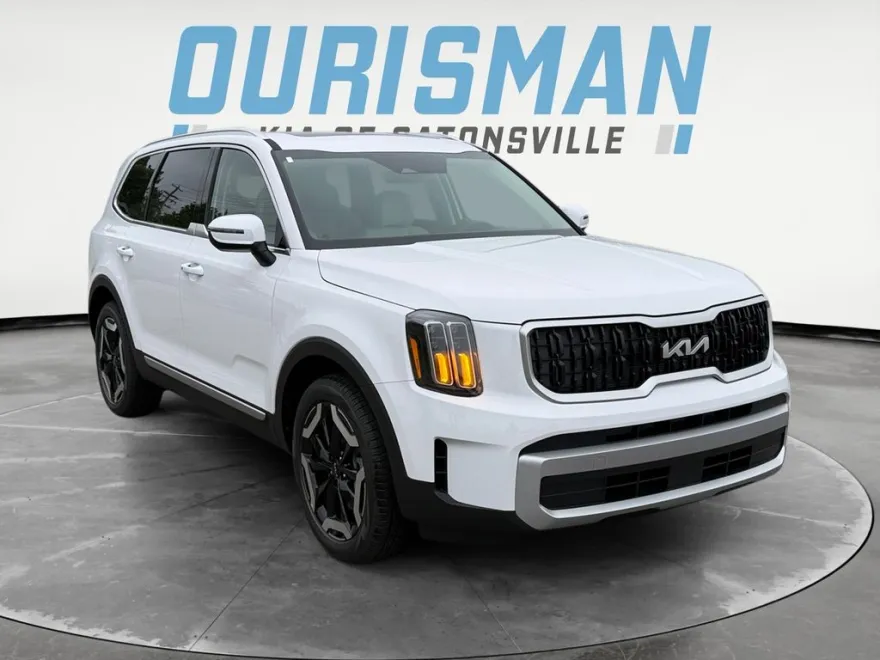 2025 Kia Telluride EX photo 1