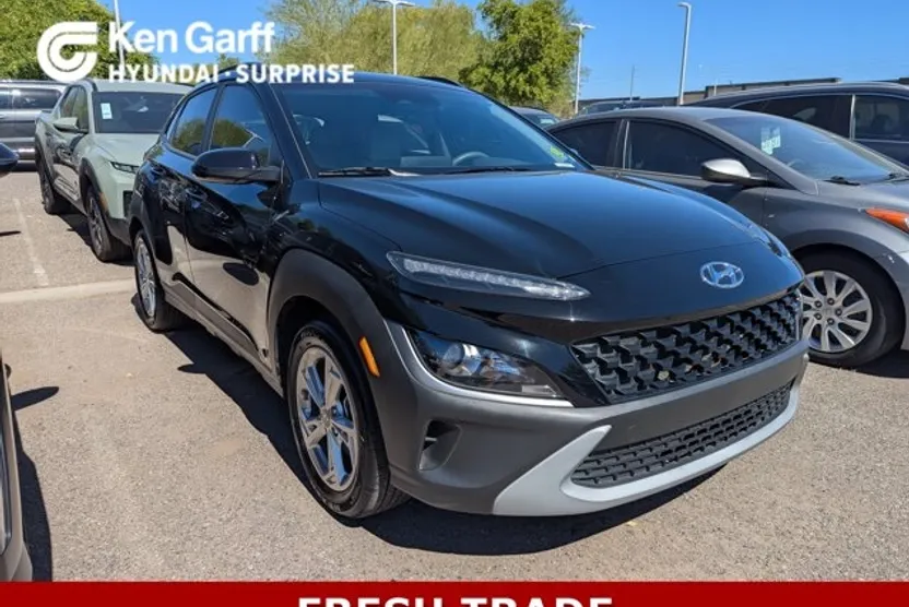 2023 Hyundai Kona SEL photo 1