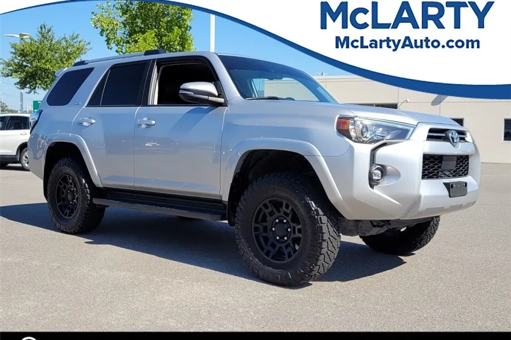2021 Toyota 4Runner SR5 Premium photo 1