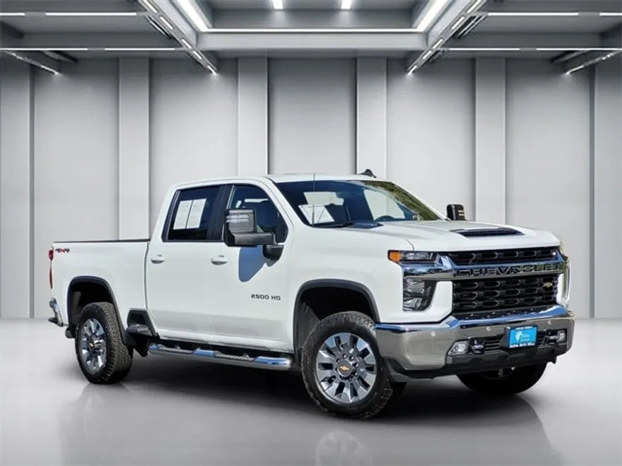 2023 Chevrolet Silverado 2500HD LT photo 1