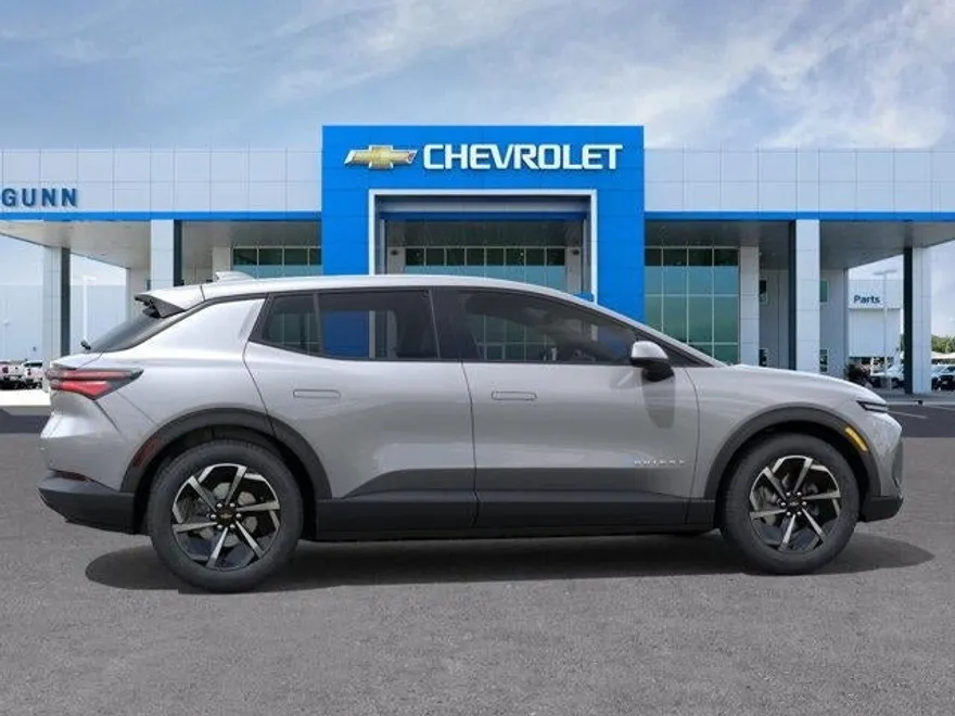 2026 Chevrolet Equinox EV 1LT photo 1