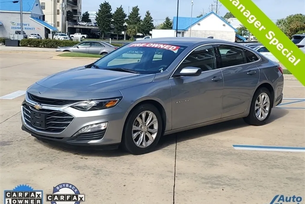 2023 Chevrolet Malibu 1LT photo 1